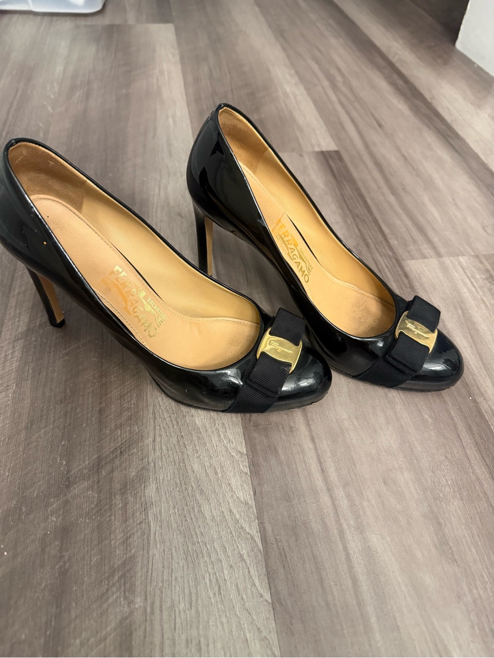 Salvatore Ferragamo Black Patent Leather Vara Bow High Heel Pumps